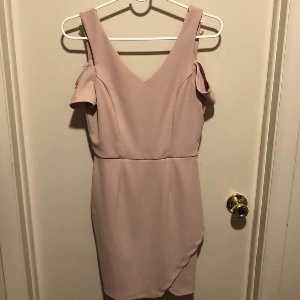 ✨SPEECHLESS party dress